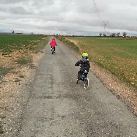 Atalaya House منزل ريفي Concud